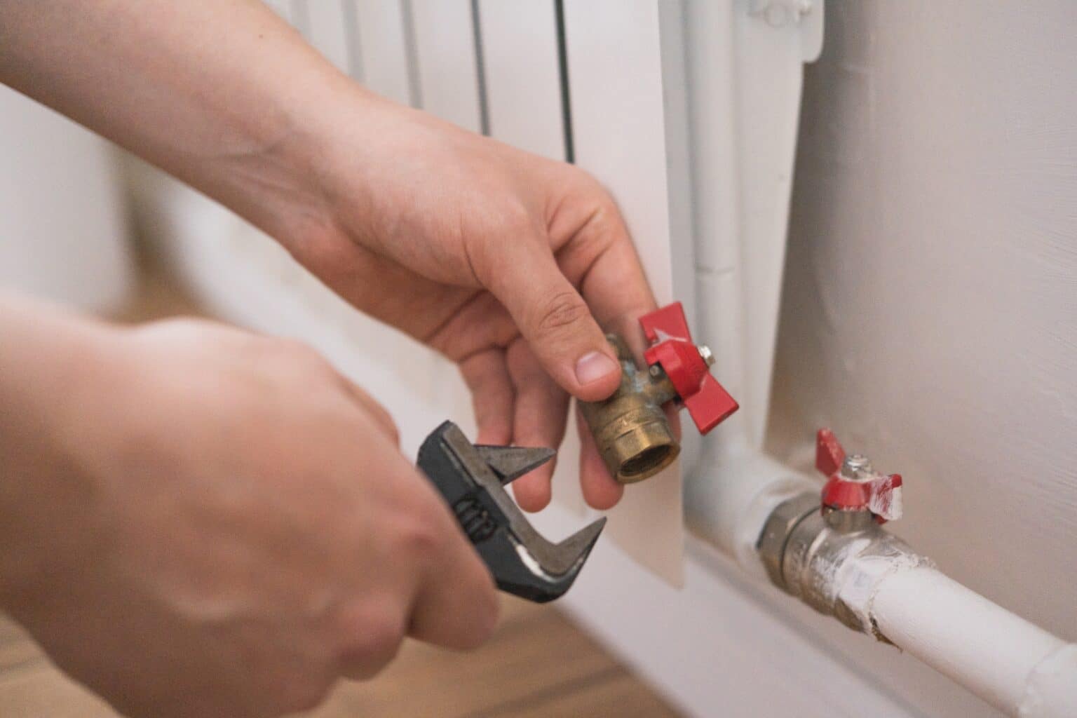 How do you connect a brass ball valve to PVC pipe? V&G Valogin